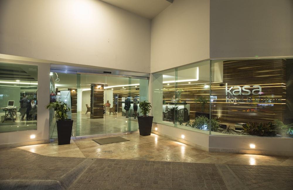 איראפואטו Kasa Hotel & Suites מראה חיצוני תמונה