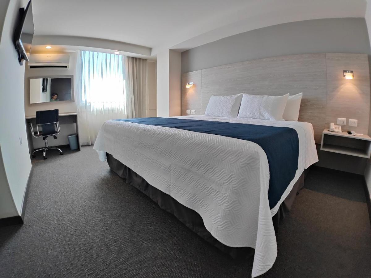 איראפואטו Kasa Hotel & Suites מראה חיצוני תמונה