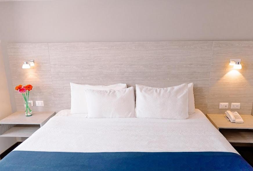 איראפואטו Kasa Hotel & Suites מראה חיצוני תמונה